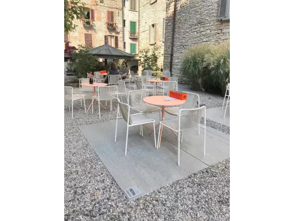 taras miejski jako miejsce relaksu i spotkań