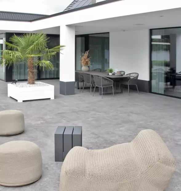 Płytka na podjazd i taras Pietra-Moon-90x90x3-cm