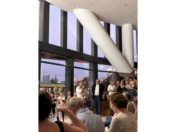 piotr voelkel aura wykład poznań