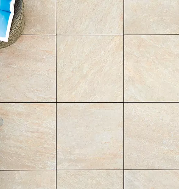 Płytka inspirowana kwarcytem z Piemontu