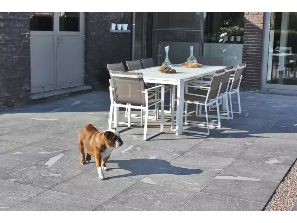 aranżacja tarasu z gresu