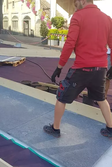 Aranżacja placu miejskiego jako zielony taras