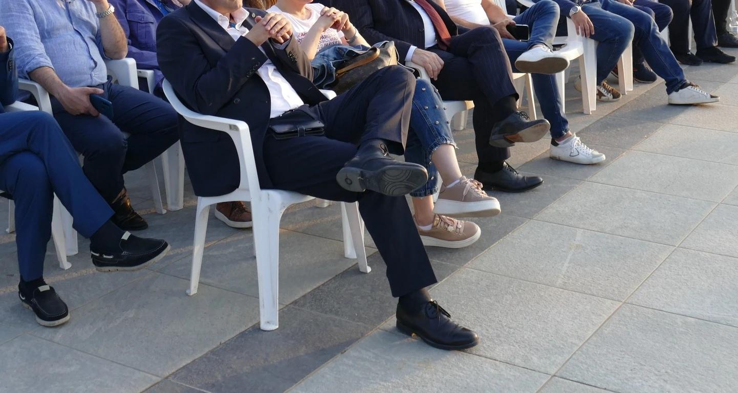 Twardość płytek w przestrzeni miejskiej